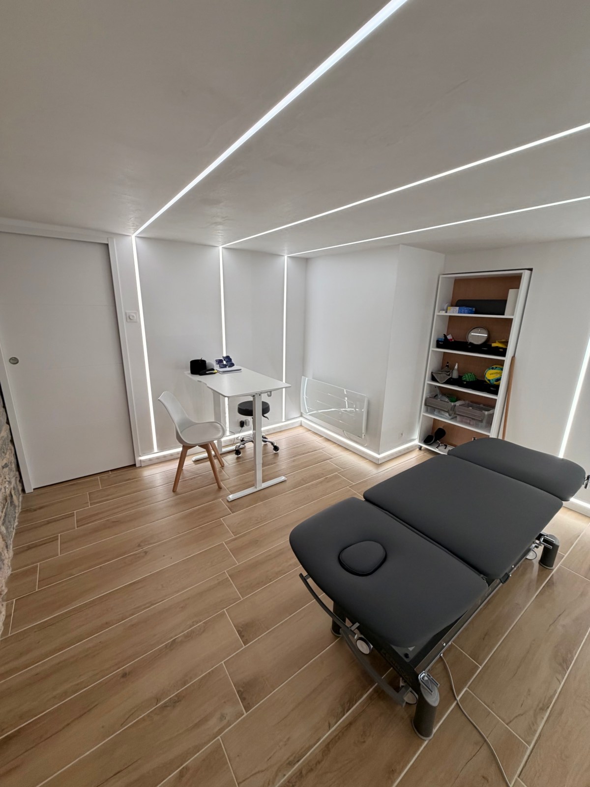 Salle de soins du cabinet de kinésithérapie